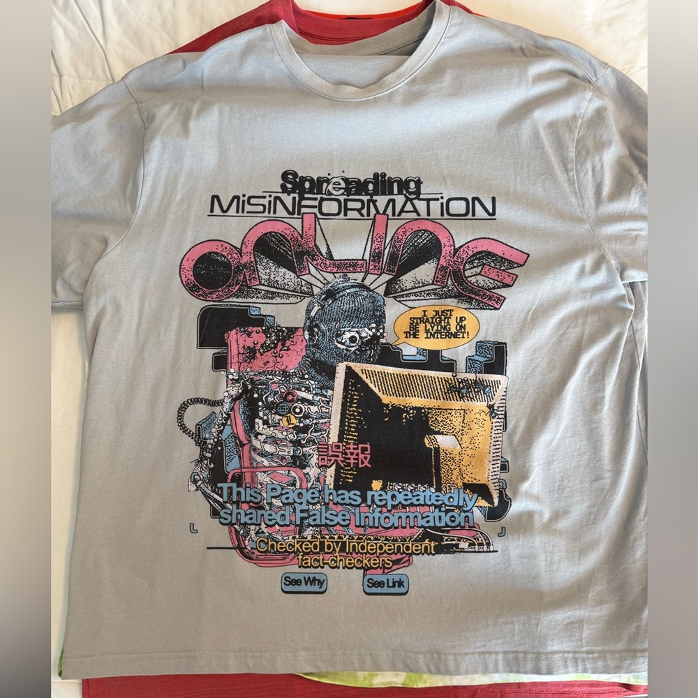 XXL - Very Cool Spreading Misinformation t-shirt